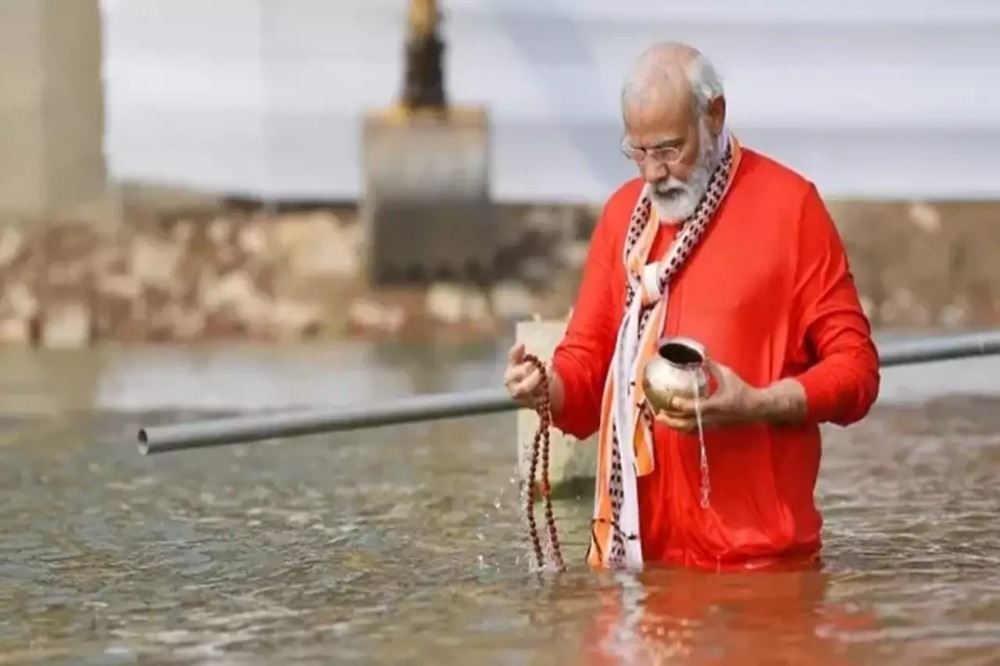 पंतप्रधान नरेंद्र मोदी उद्या करणार  महाकुंभ मेळ्यात  पवित्र स्नान